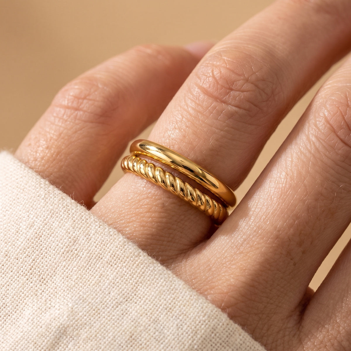 18k Gold PVD Rope Twist Split Shank Ring worn