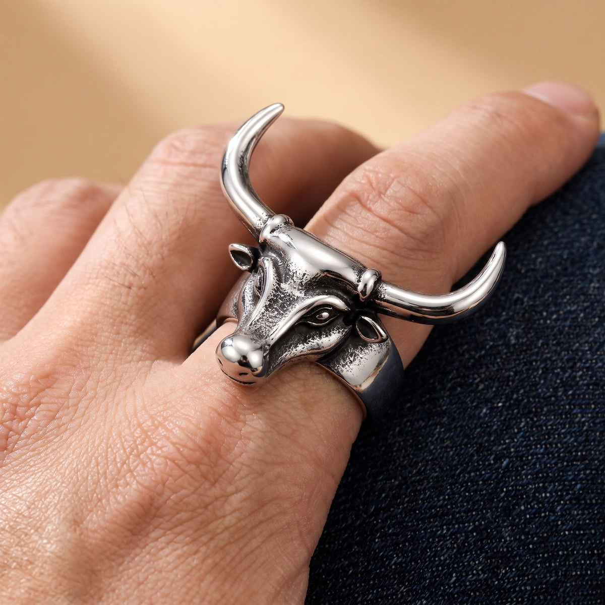 Large Bull Longhorn Cattle Rancher Animal Ring worn
